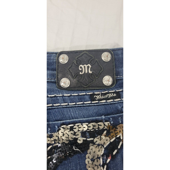 Miss Me Womens Size 26 Straight Leg Embellished Medium Wash 5 Pocket Jeans - Picture 9 of 10